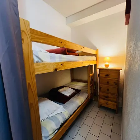 Sur - 6 Pers Avec Terrasse Et Parking - Fr-1-309-375 Appartement *